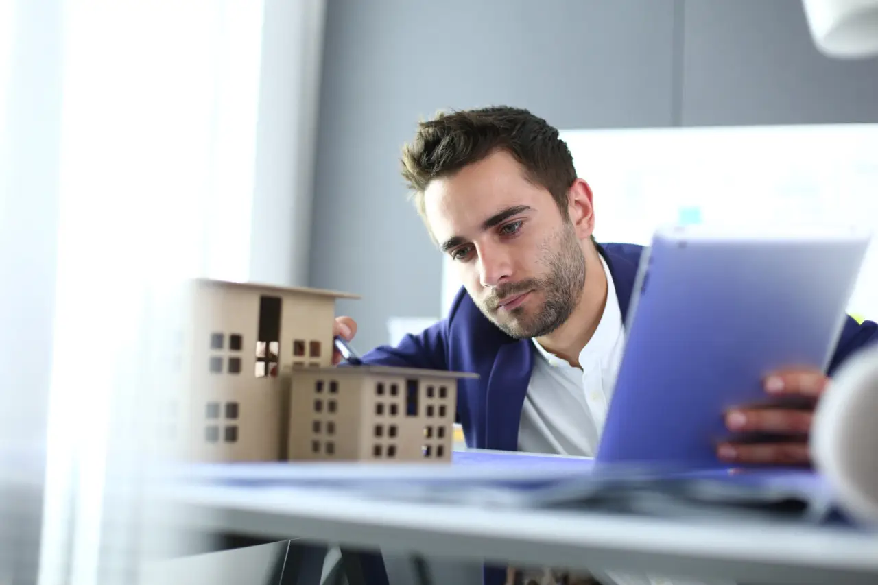 Pensi di non aver bisogno di un progettista architettonico? Ecco cosa può fare per trasformare la tua casa